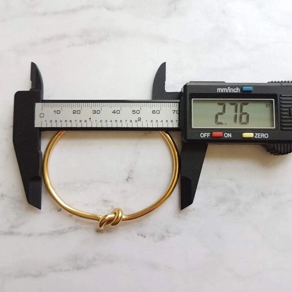 Gold Knot Bracelet  - Picture 4 of 14